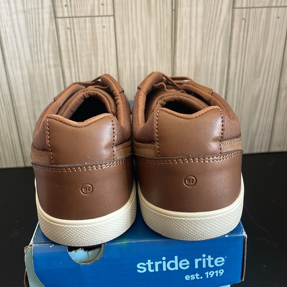 Stride Rite Shoes - Picture 4 of 6